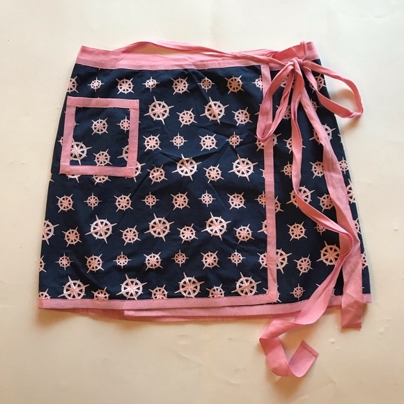 Vineyard Vines Reversible Wrap Skirt Blue/Pink Compass Antique Helm Print 2 - Picture 1 of 6